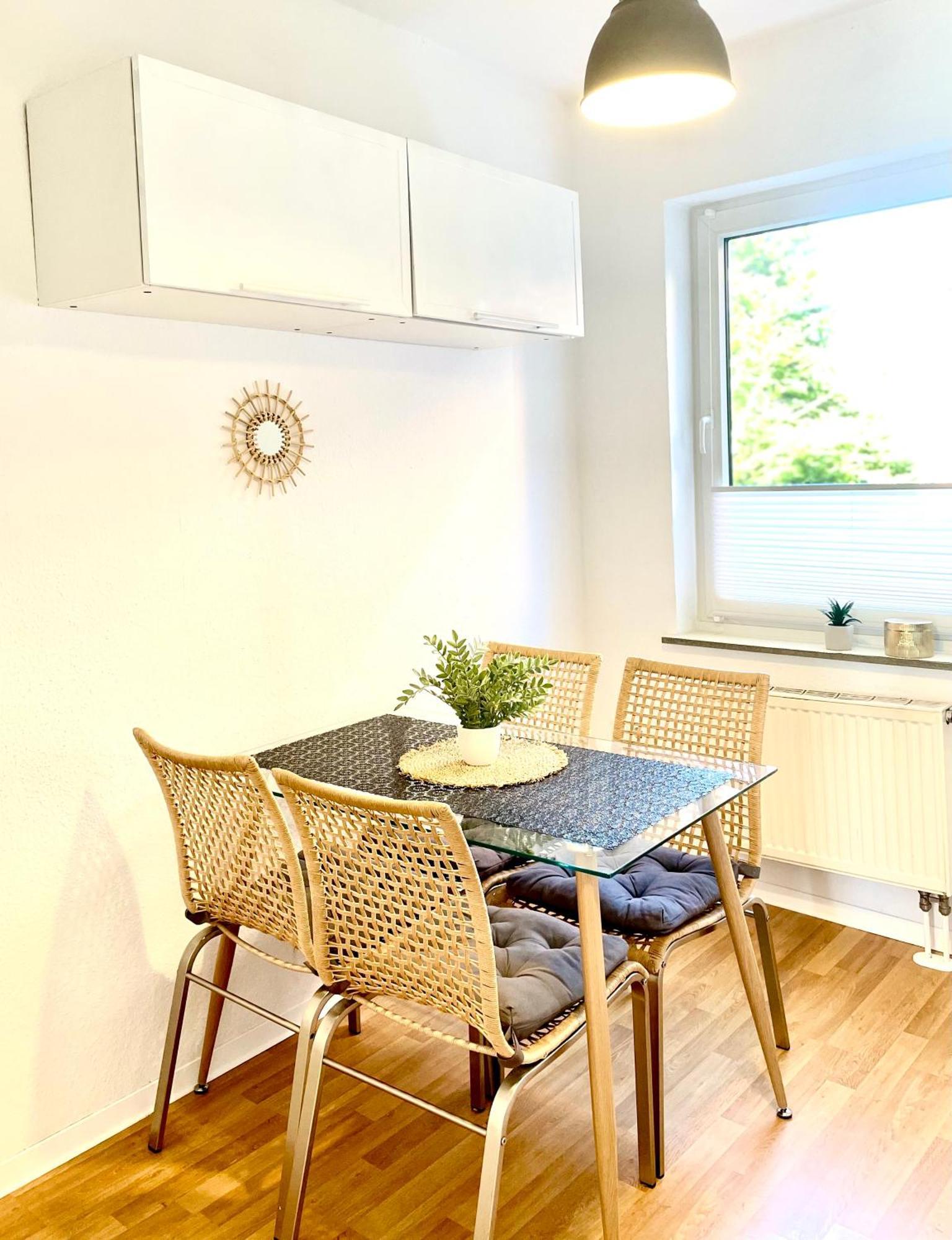 Wlan,Smart Tv,4 Betten, Zentral Emden Exteriér fotografie