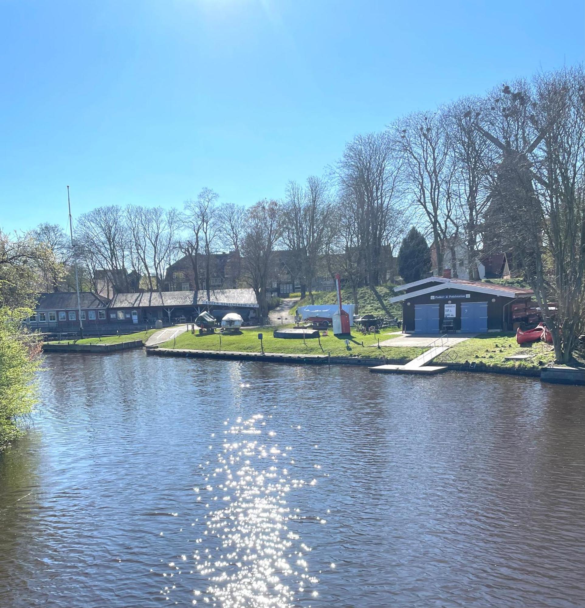 Wlan,Smart Tv,4 Betten, Zentral Emden Exteriér fotografie
